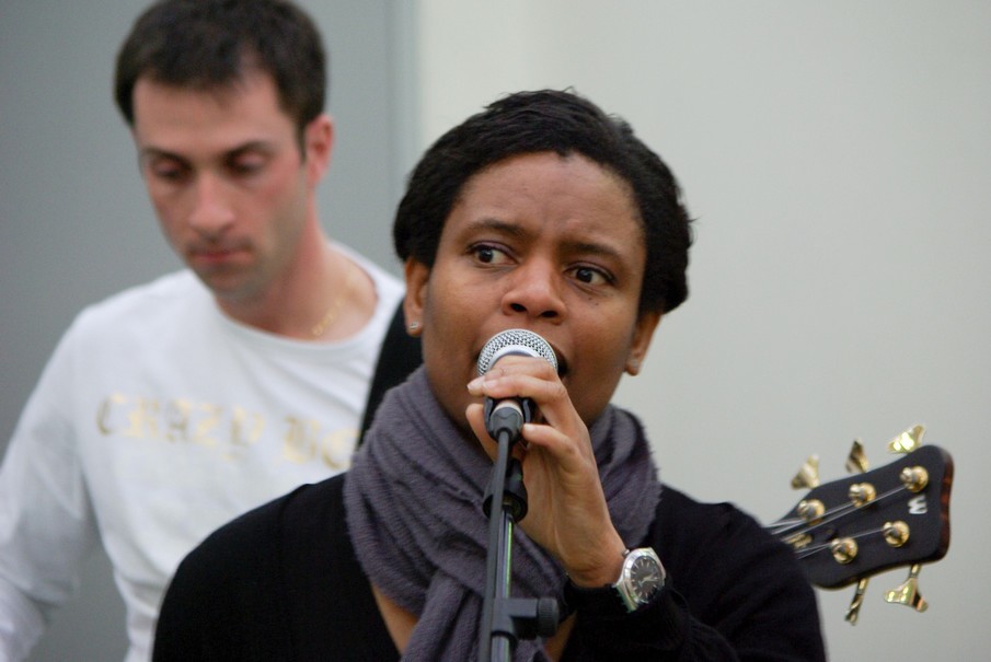 Evry Daily Photo - Concert Ebena Inauguration Gare Evry Centre 157.jpg